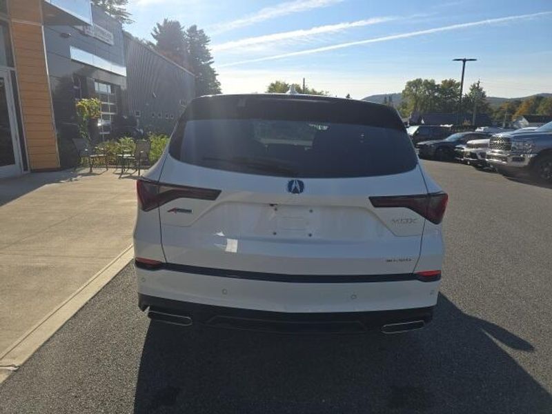 2023 Acura MDX SH-AWD A-Spec photo 5