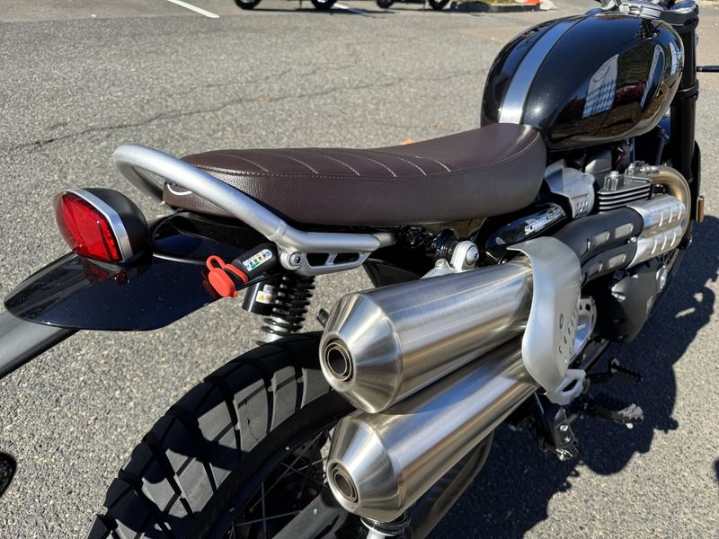 2025 Triumph Scrambler 1200 X - SAPPHIRE BLACK