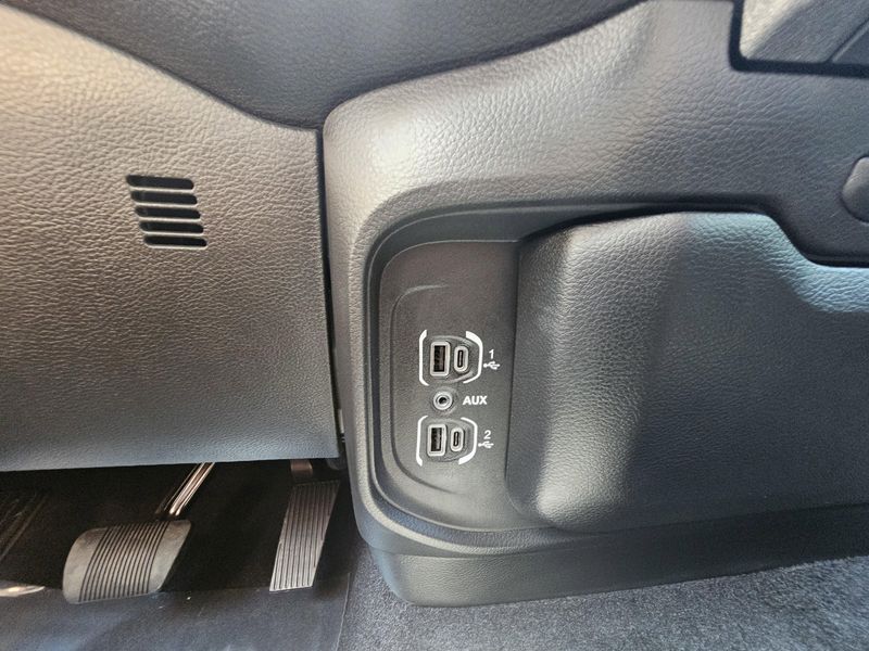 New 2025 RAM 1500 TradesmanImage 28