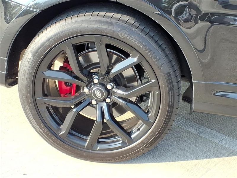Used 2022 Land Rover Range Rover Sport SVRImage 15