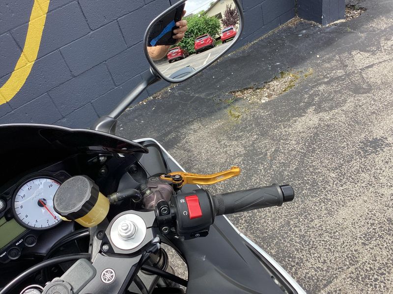 2005 Yamaha YZF R6 