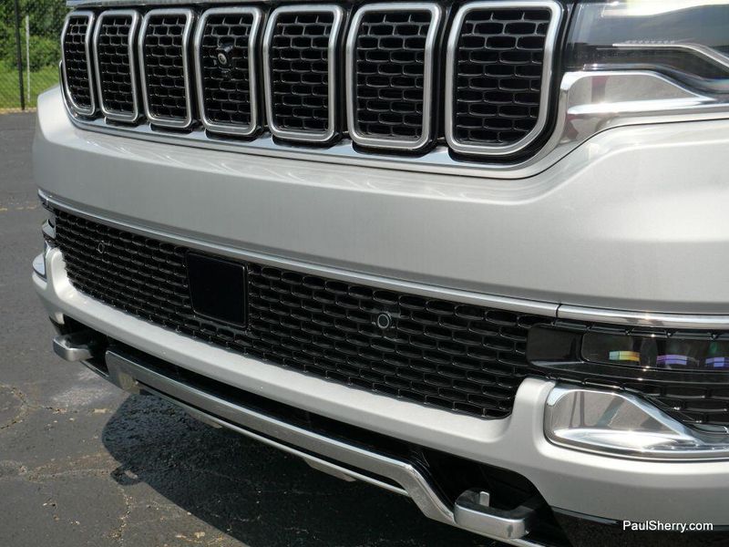 2025 Jeep Wagoneer Series Iii 4x4Image 17