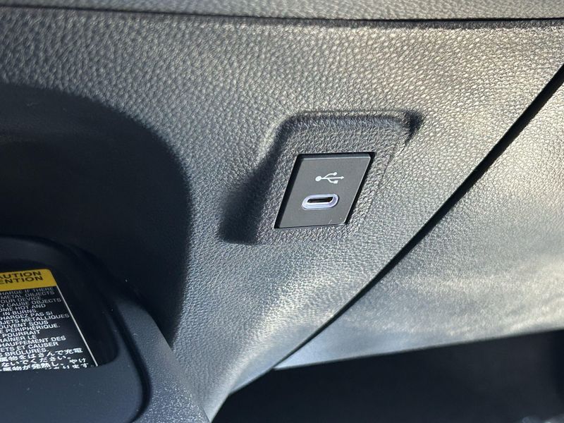 Used 2024 Toyota Corolla SEImage 22