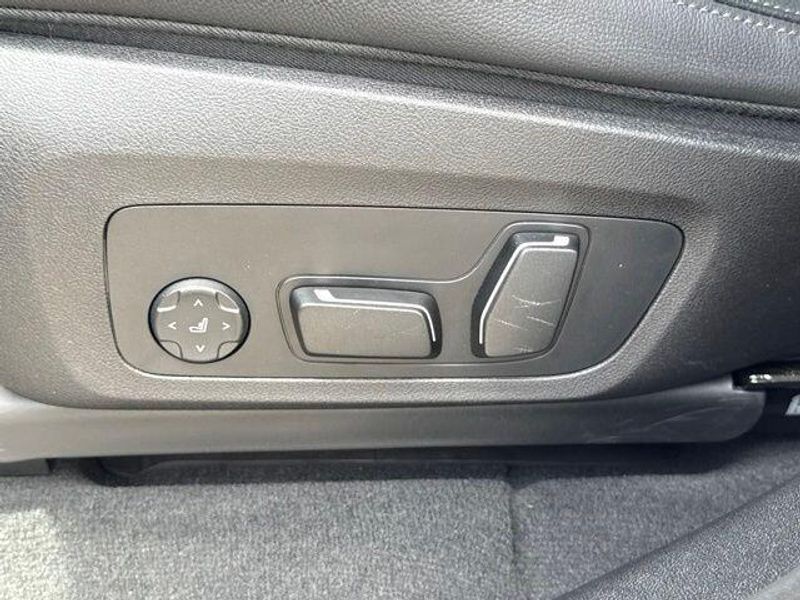 Used 2024 BMW X3 M40iImage 21