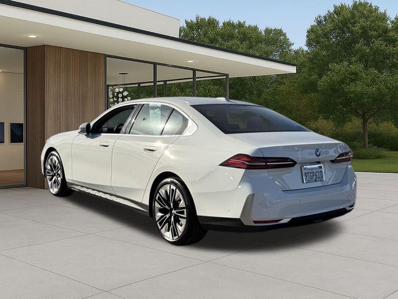 Used 2026 BMW 5 Series 530iImage 12
