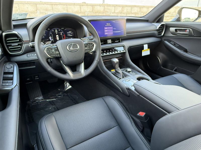 New 2026 Lexus IS 350 F SPORT DesignImage 25