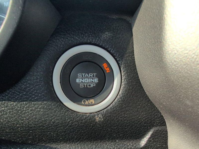2022 RAM 1500 LaramieImage 20
