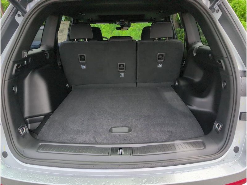 New 2025 Jeep Grand Cherokee Laredo X 4x2Image 34