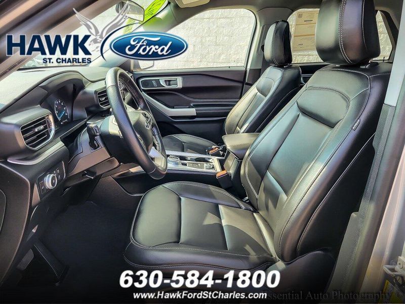 2022 Ford Explorer XLT photo 8