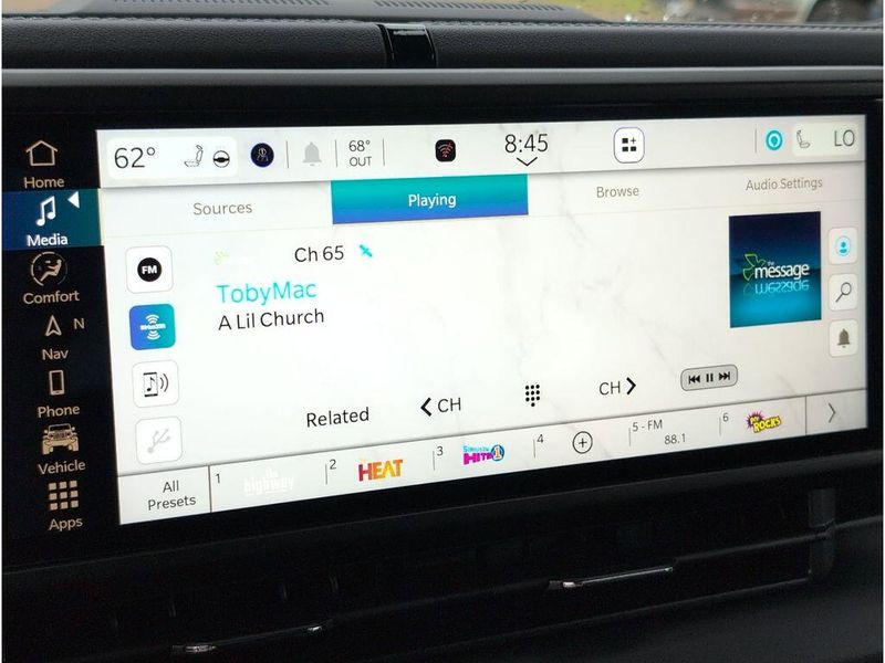 New 2025 Jeep Wrangler 4-door SaharaImage 15