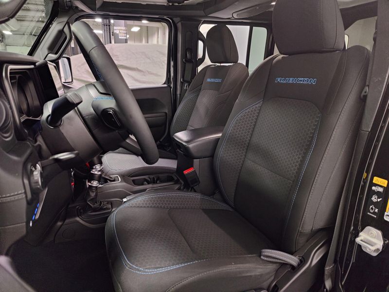 Used 2024 Jeep Wrangler 4xE Rubicon Hardtop w/NavImage 16