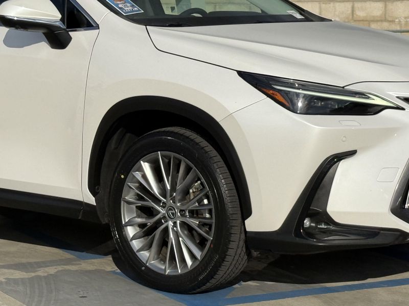 Used 2024 Lexus NX 350 LuxuryImage 4