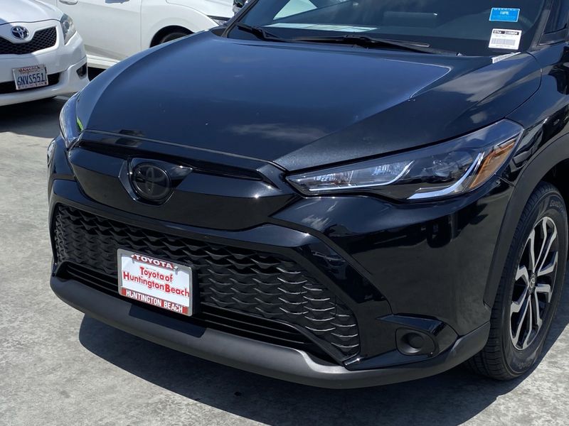 2023 Toyota Corolla Cross Hybrid SEImage 10