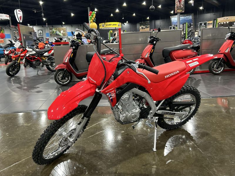2025 Honda CRF125F BIG WHEEL  in a RED exterior color. Del Amo Motorsports of Redondo Beach (424) 390-7811 delamomotorsports.com 