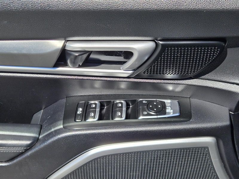 Used 2022 Kia Telluride LX AWD
