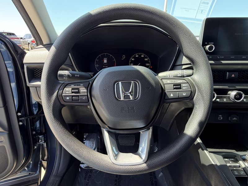 Used 2025 Honda CR-V LXImage 23