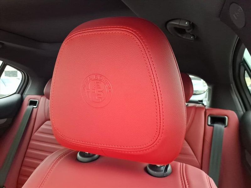New 2026 Alfa Romeo Stelvio AwdImage 26