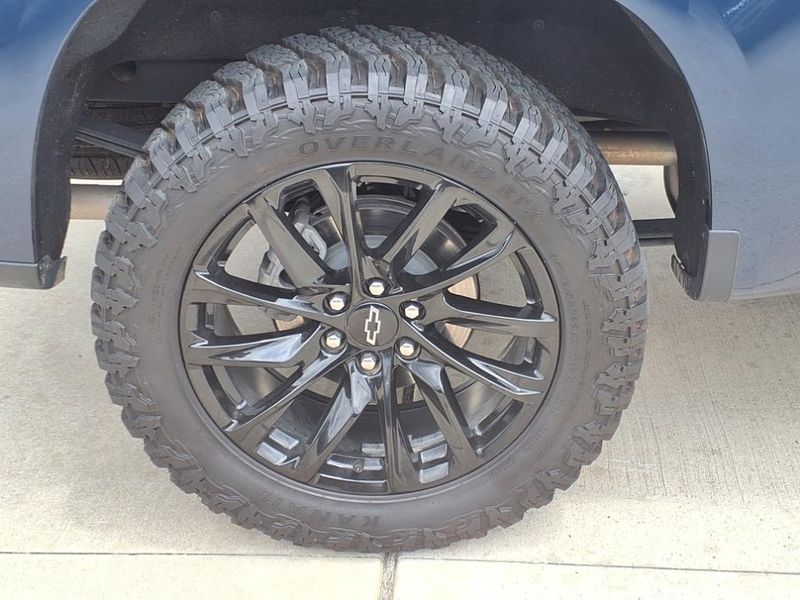 2023 Chevrolet Silverado 1500 RSTImage 11