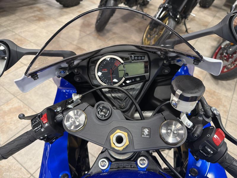 New 2026 Suzuki GSX-R750Z 40TH ANNIVERSARY EDITION Image 20