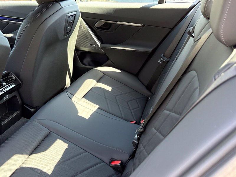 New 2027 BMW 5 Series 540i xDriveImage 26