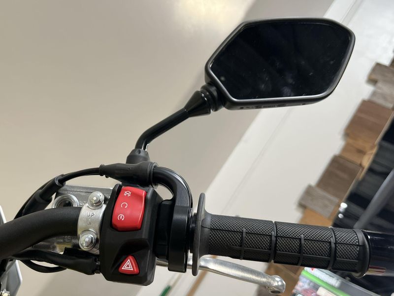 2025 Suzuki DR-Z4S Image 12