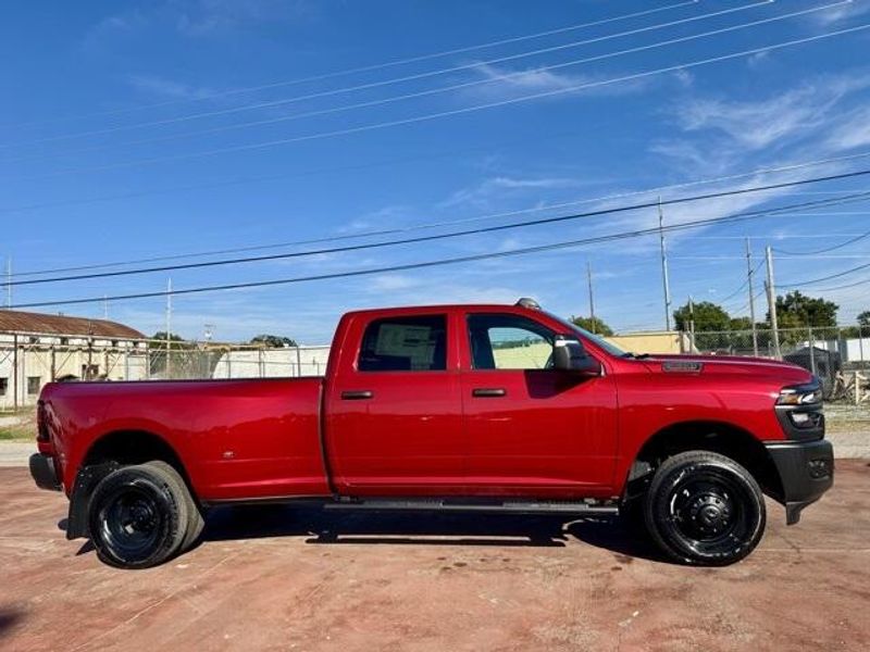2026 Ram 3500 Tradesman photo 4