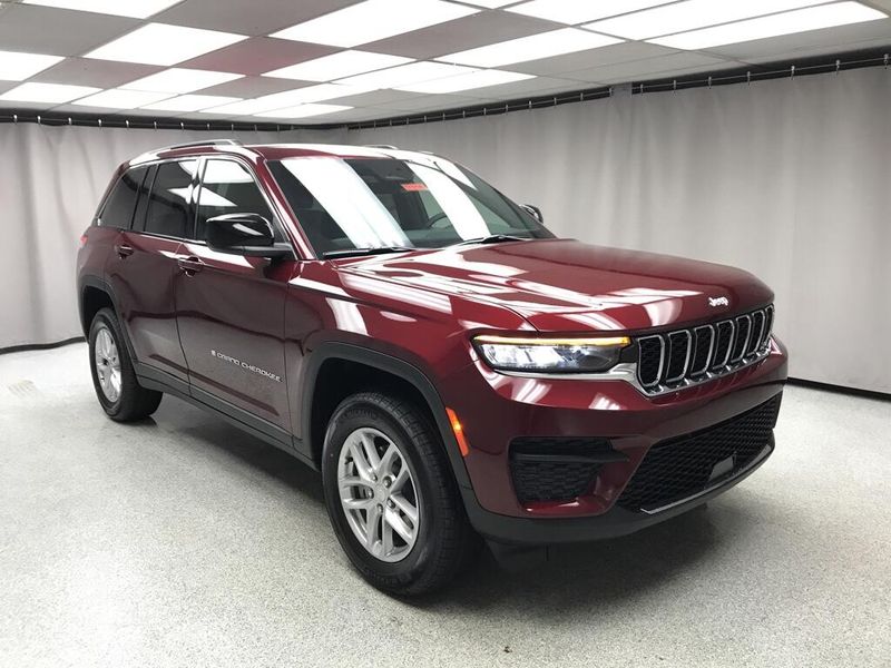 New 2026 Jeep Grand Cherokee Laredo X 4x4Image 17