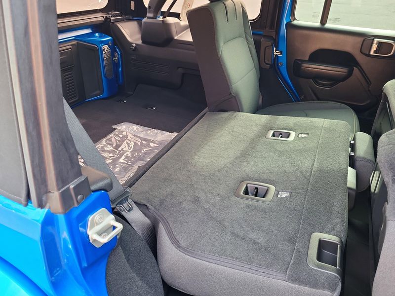 Used 2024 Jeep Wrangler 4xE Sport SImage 18