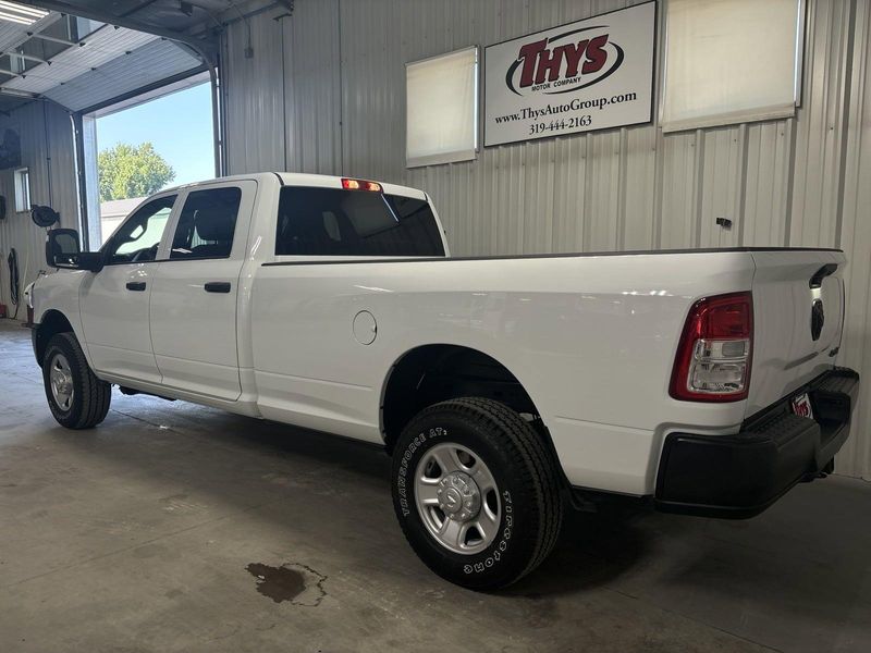 2024 RAM 2500 Tradesman Crew Cab 4x4 8