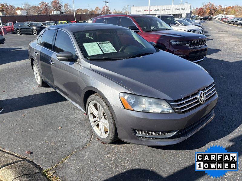 Used 2014 Volkswagen Passat TDI SE w/SunroofImage 3