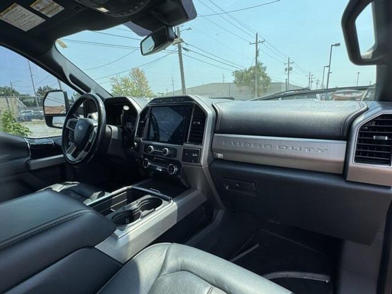 Used 2022 Ford F-350 PlatinumImage 18