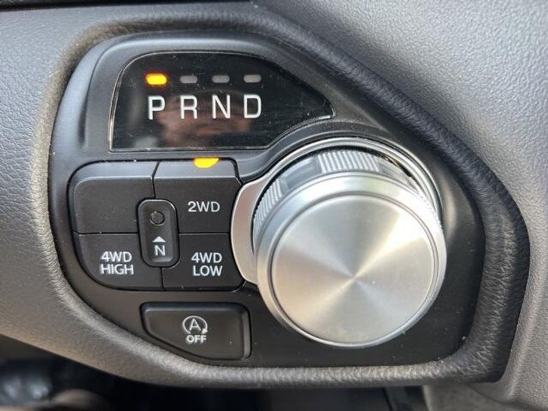 2024 RAM 1500 LaramieImage 40