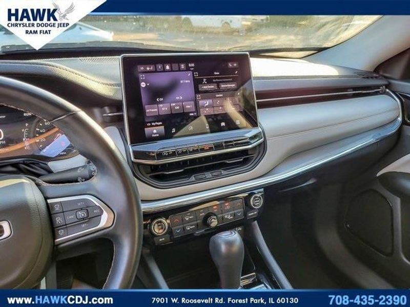 2022 Jeep Compass Limited photo 19