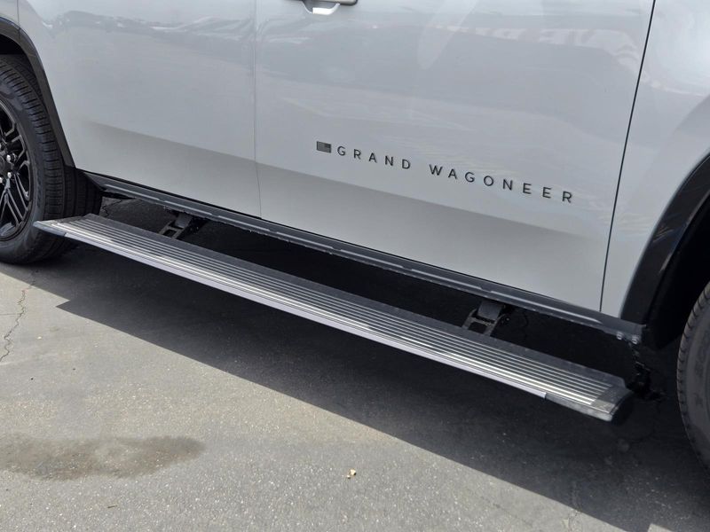 2026 Jeep Grand Wagoneer Limited Reserve 4x4