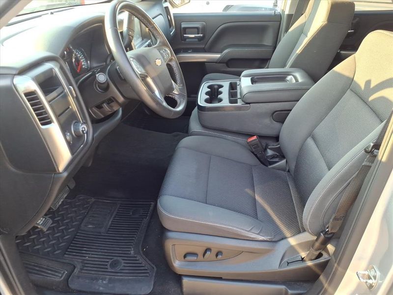 Used 2018 Chevrolet Silverado 1500 LTImage 17