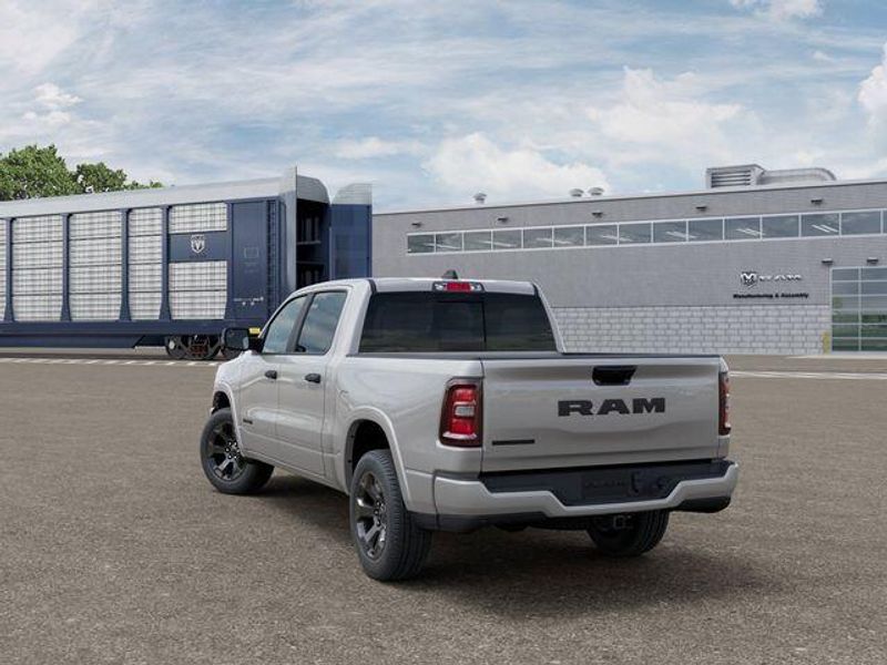 New 2026 RAM 1500 Big Horn Crew Cab 4x2 5