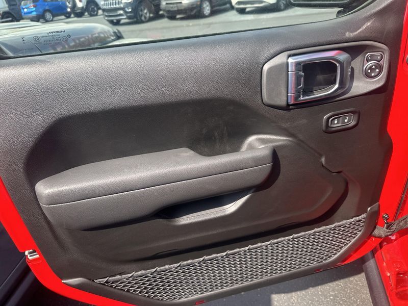 New 2025 Jeep Gladiator Rubicon 4x4Image 21