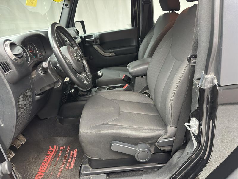 Used 2016 Jeep Wrangler JK SportImage 9