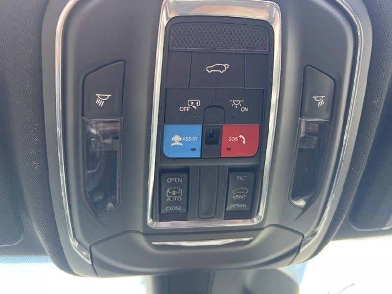 2023 Jeep Grand Cherokee Altitude 4x4Image 33