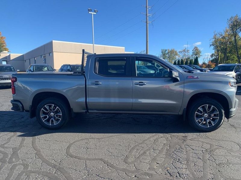 2020 Chevrolet Silverado 1500 RSTImage 2