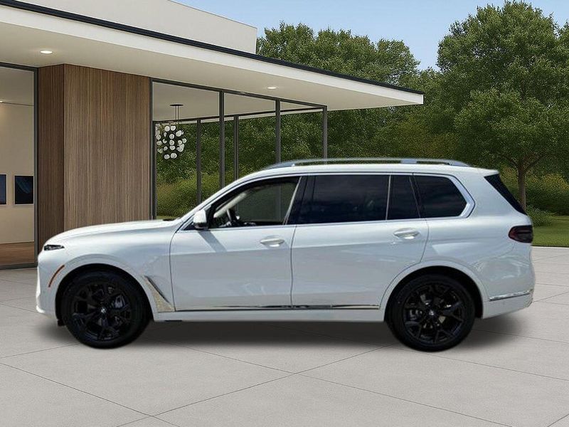 New 2026 BMW X7 xDrive40iImage 13