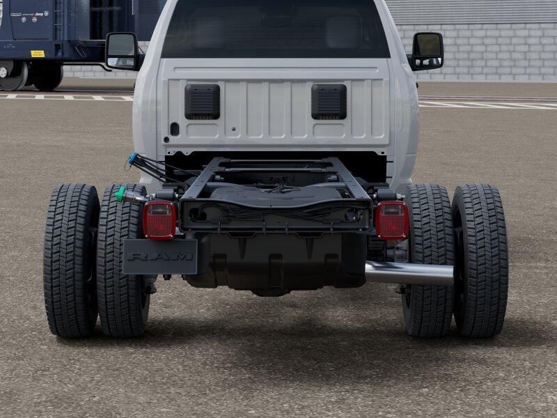 New 2026 RAM 5500 Tradesman Chassis Regular Cab 4x4 84