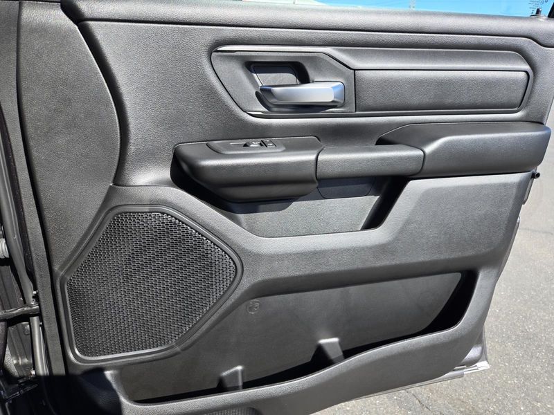 New 2026 RAM 1500 Tradesman Crew Cab 4x2 5'7' Box