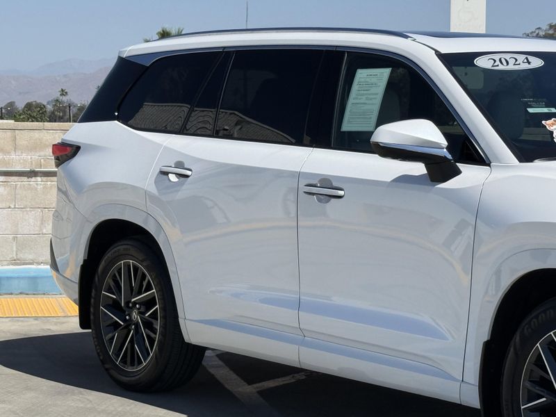 Used 2024 Lexus TX 350Image 5