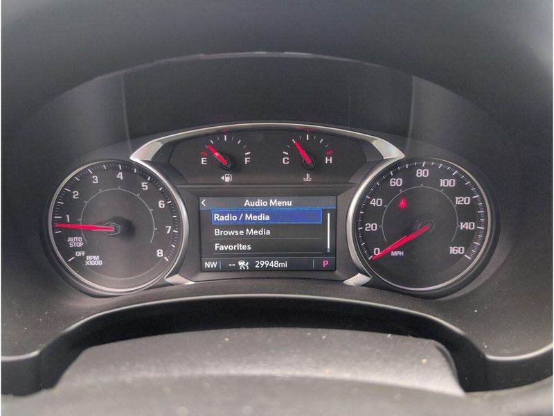 Used 2024 GMC Terrain SLEImage 22