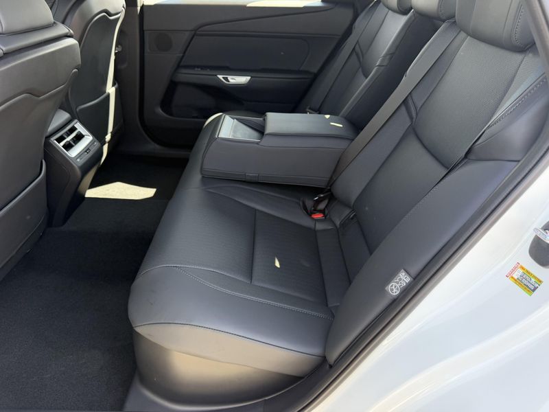 New 2026 Lexus ES 350e PremiumImage 33