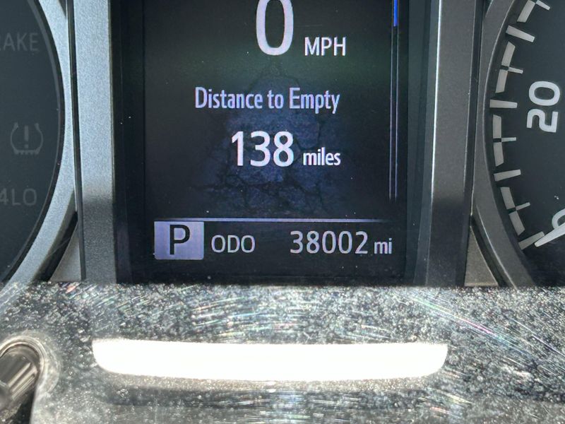 Used 2022 Toyota Tacoma SR5Image 29
