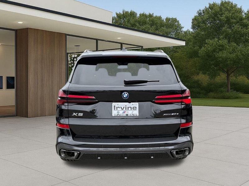 New 2026 BMW X5 xDrive50eImage 10