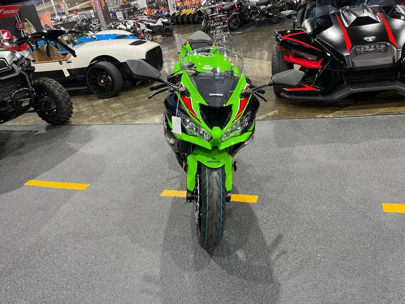 2025 Kawasaki NINJA ZX-6R KRT EDITION ABS Image 14