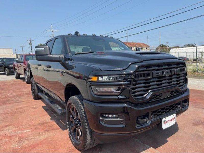 New 2026 RAM 2500 Black Express Crew Cab 4x4 8